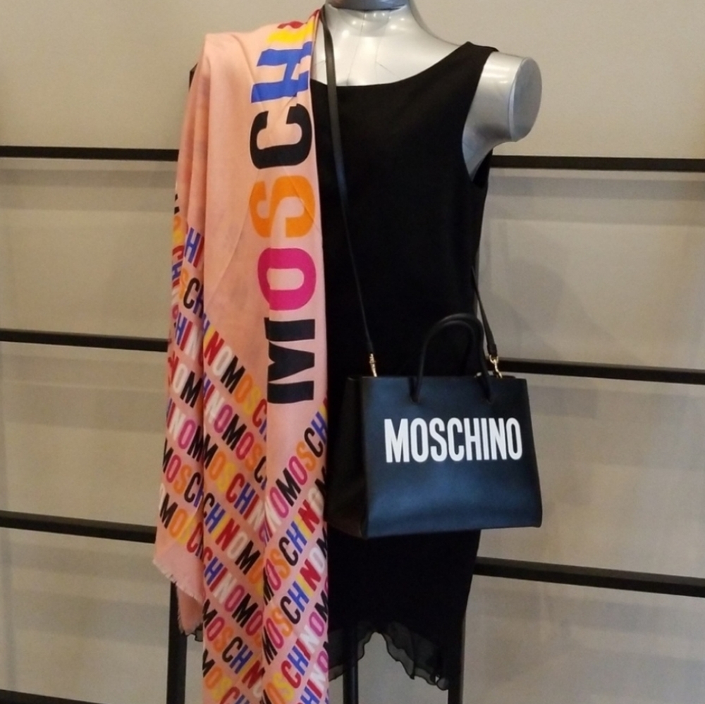 💯% AUTHENTIC MOSCHINO LOGO PRINT SCARF